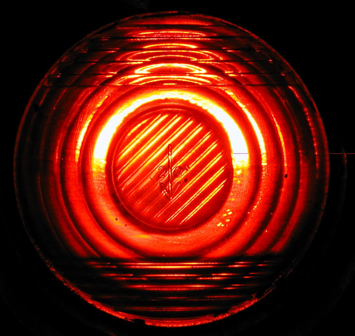 Stoplámpa, Bruszli, Miniszter: furcsa utónevek Romániában