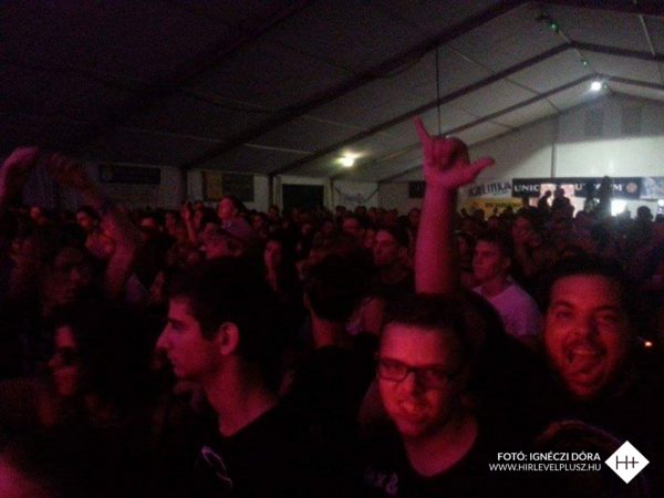 11798298_866892676740649_1793601663_n