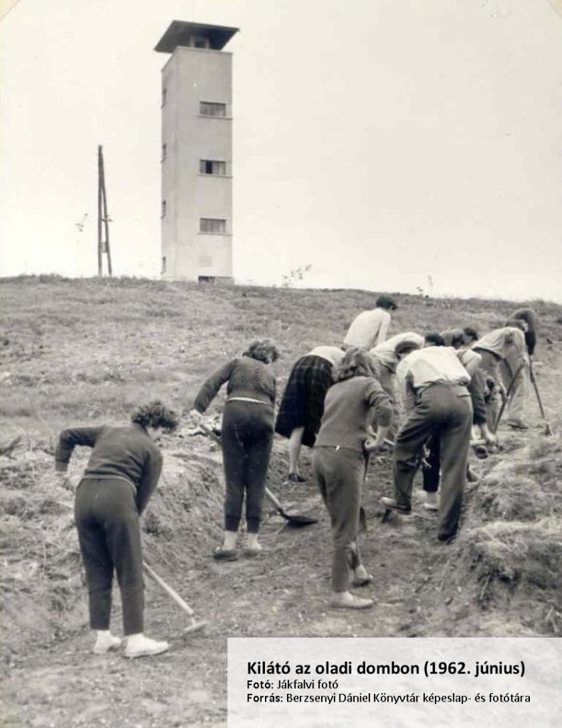 Társadalmi munka a kilátónál 1962-ben (Forrás: BDK képeslap- és fotótára)