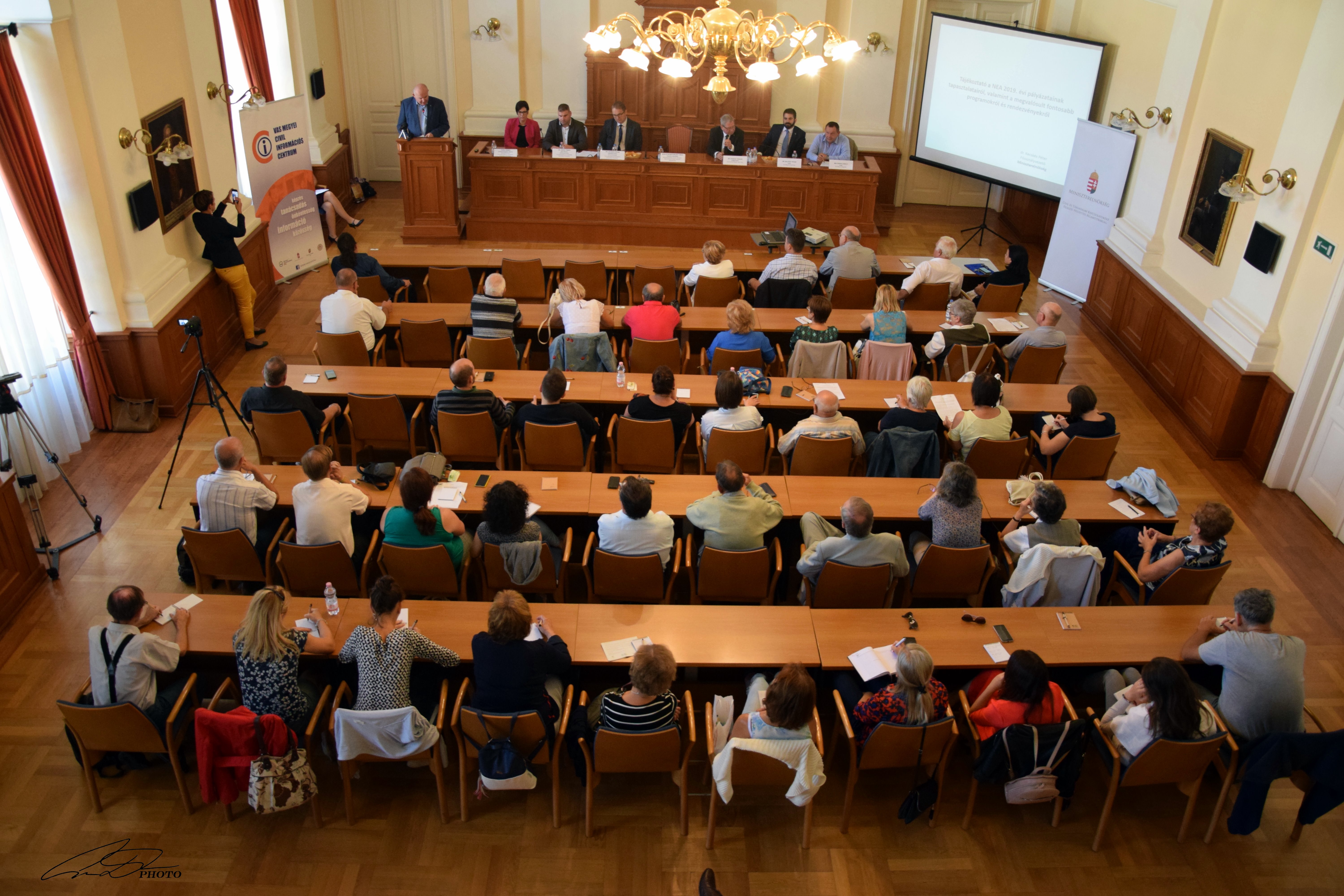 Októbertől pályázhatnak civilek a Nemzeti Együttműködési Alap forrásaira
