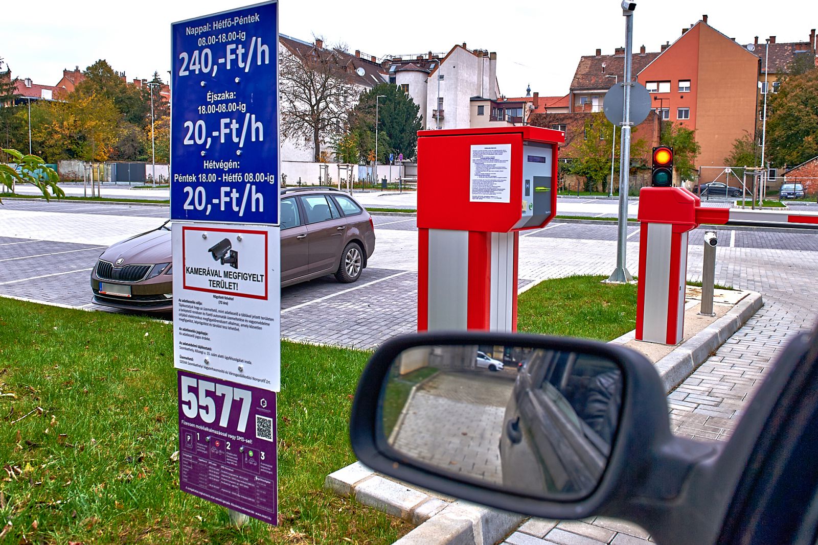 Parkolókat nyitott meg az önkormányzat